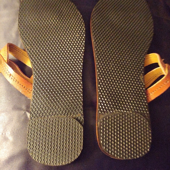 African sandal - Picture 2 of 2